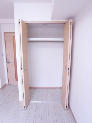 リブリ・GLANZ5階 収納