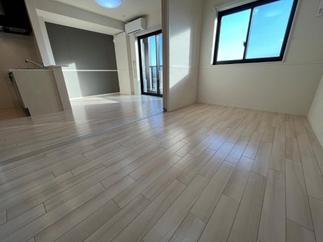 ＦＬＯＲＥＮＴＩＮＥ　ＦＬＯＡＴ（フロランタン　フロート） 洋室