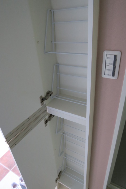 ユナイト根岸チェイルリー1階 収納