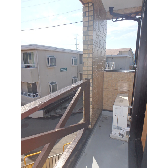 サン・スプリング 内観