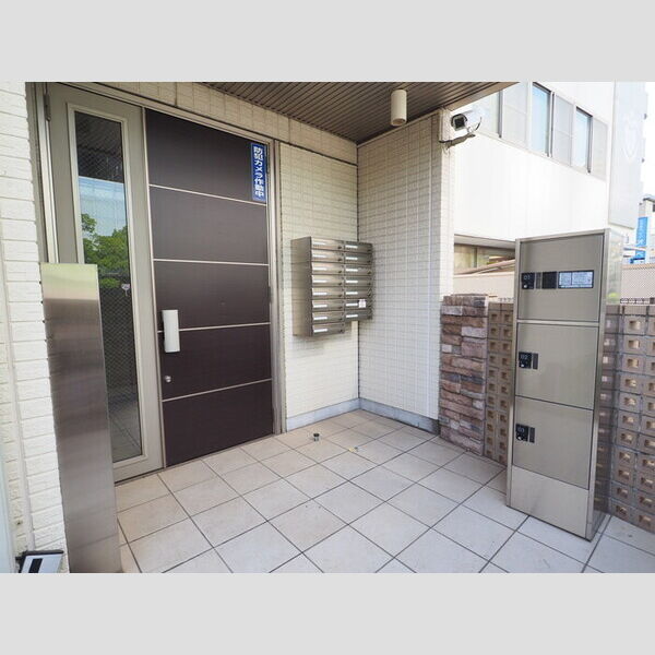 ディアコート幸町 エントランス(オートロック・集合ポスト・宅配ボックス)