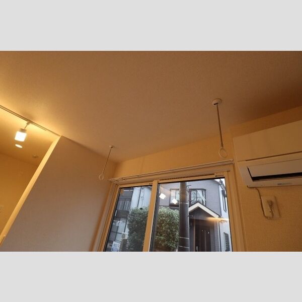 AXIS松戸101号室 室内物干し