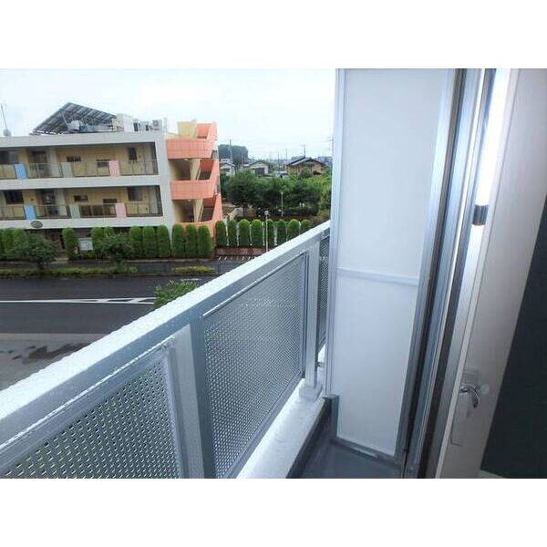 ヴェルデ東久留米0305号室 バルコニー