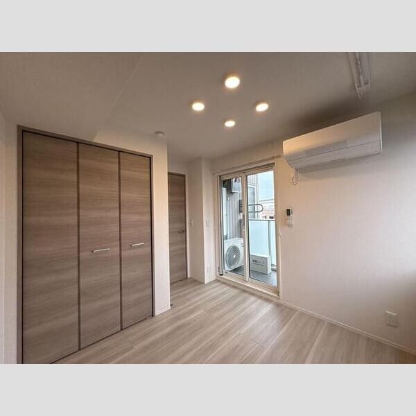 セレスティア扇Ⅲ201号室 洋室