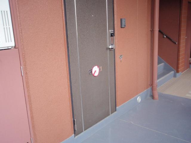 スピッツ 玄関ドア