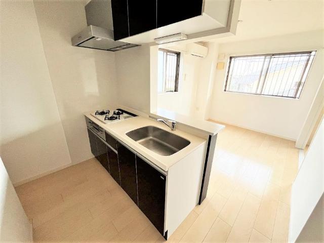 プレカーレ　ミキ キッチン