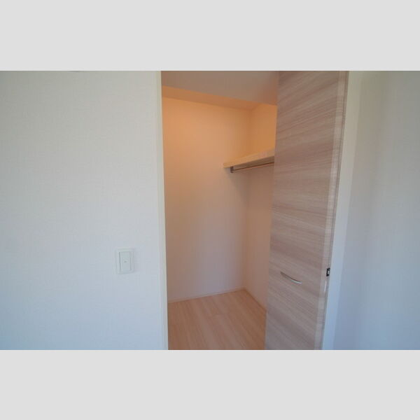 シャルム・y ウォークインクローゼット