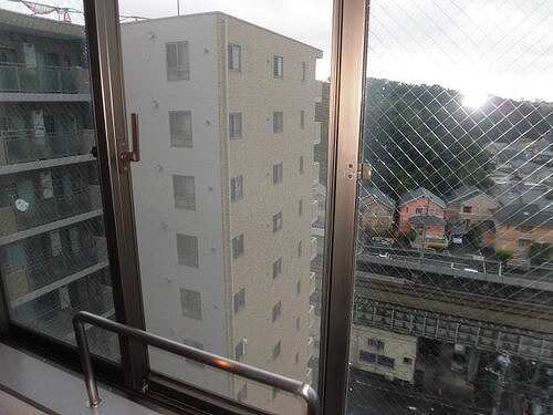 ライオンズプラザ新横浜9階 同建物別部屋の参考画像