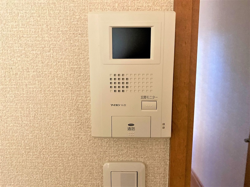 レオパレスさくら101号室 モニター付きインターホン