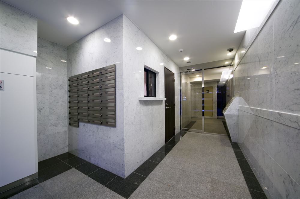 グラントゥルース弥生503号室 エントランス