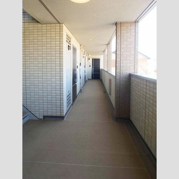 カリーサビラー エントランス