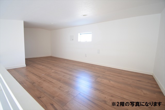 クレスト平塚 リビング