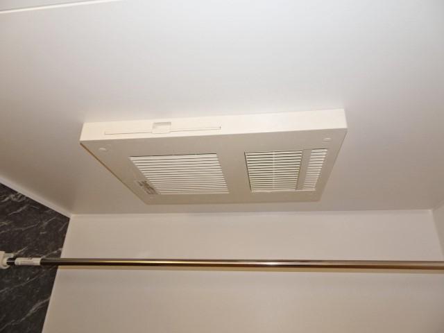 （仮称）小田原市中町アパート新築工事102号室 浴室乾燥機（イメージ）