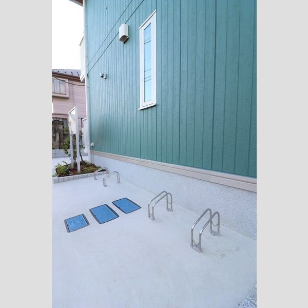 ジラソーレ101号室 駐輪場