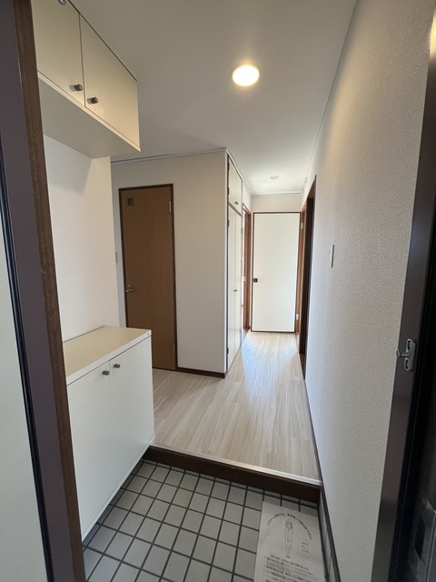 太陽辻堂マンション0302号室 玄関