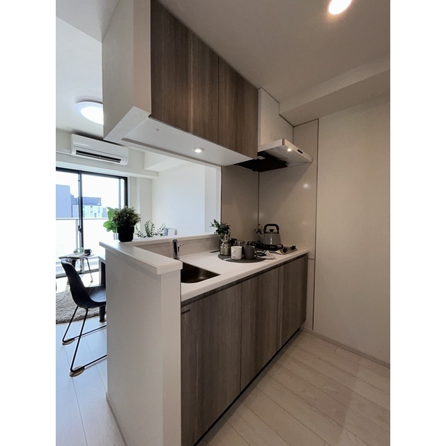 THE GATEHOUSE浅草雷門1004号室 内観