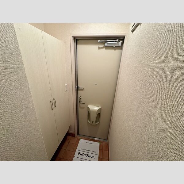 ベルデュール参番館 玄関