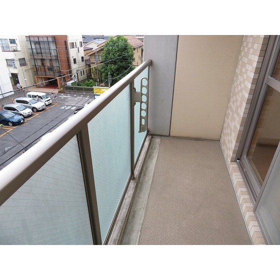 ロイヤルヒルズ浦和0405号室 バルコニー