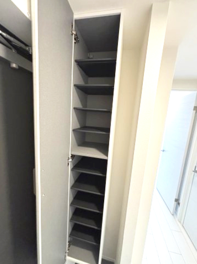 MEGURO EDGE401号室 収納