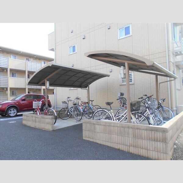 ゴールドパストラル　Ⅵ 駐輪場