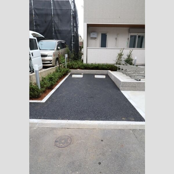 グラナーデ西瑞江Ⅱ 駐車場