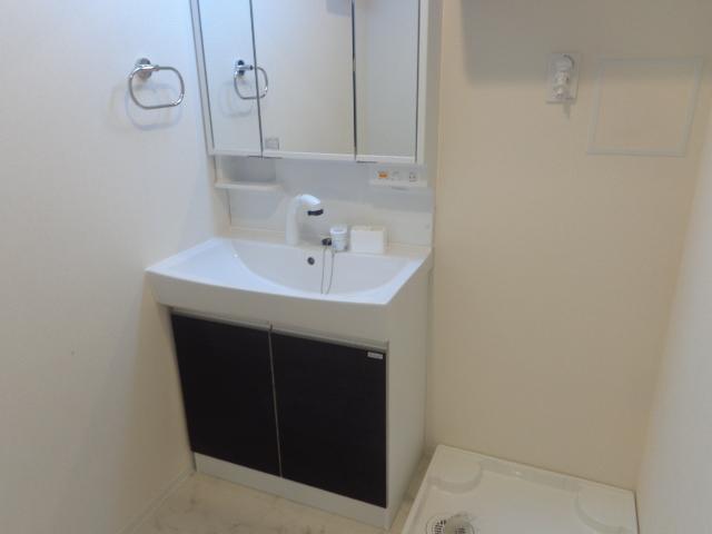 リヴェール（Ｌｉｖｅｒ） 洗髪洗面化粧台