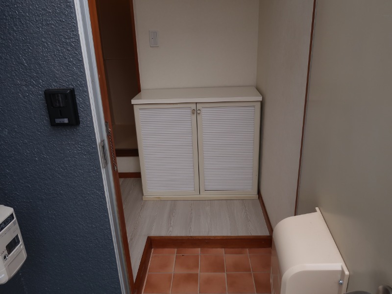 ハッピーハイツ2階 玄関