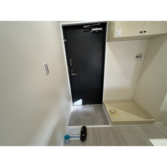 メゾン・ドゥ・ソレイユ 玄関