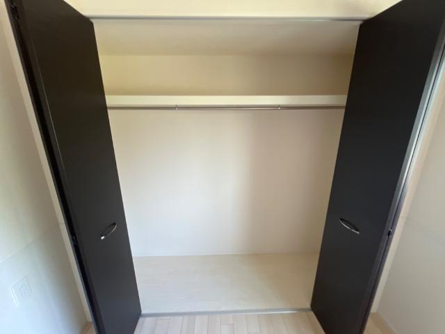 Ｎｏｕｖｅｌｌｅ　Ｖａｇｕｅ（ヌーベル・バーグ） クローゼット