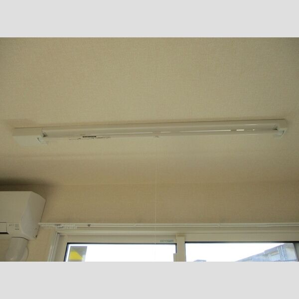 Grand　Calice　(グランカリス)201号室 室内物干し