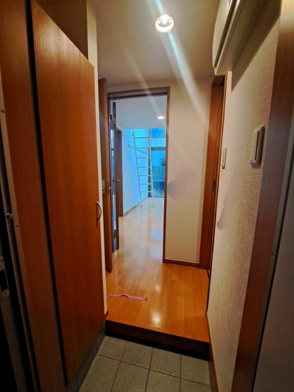 グリーゼK1階 玄関