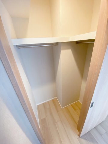 プラウドフラット上野松が谷401号室 収納