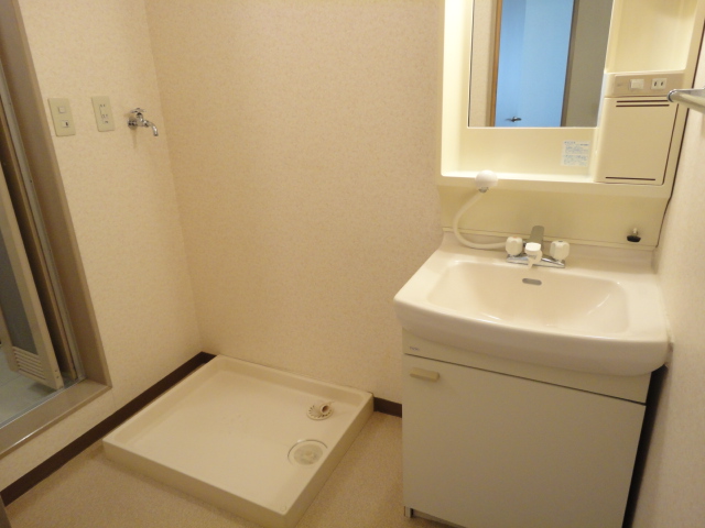 スペリオルＫ205号室 洗面台・室内洗濯機置場