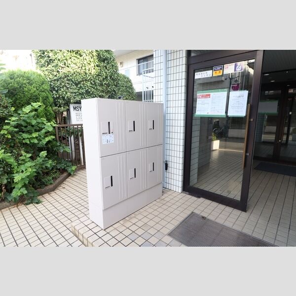 M・S・Yビル　住居 エントランス