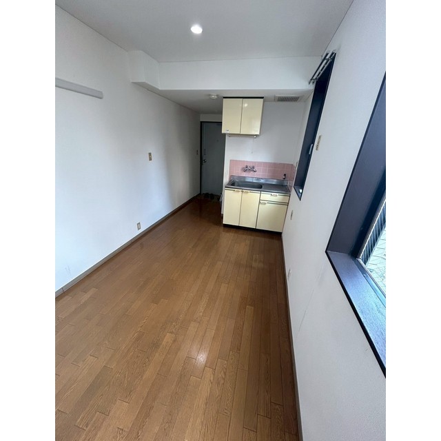 ウィナーズＳＵＺＵＫＩ 内観