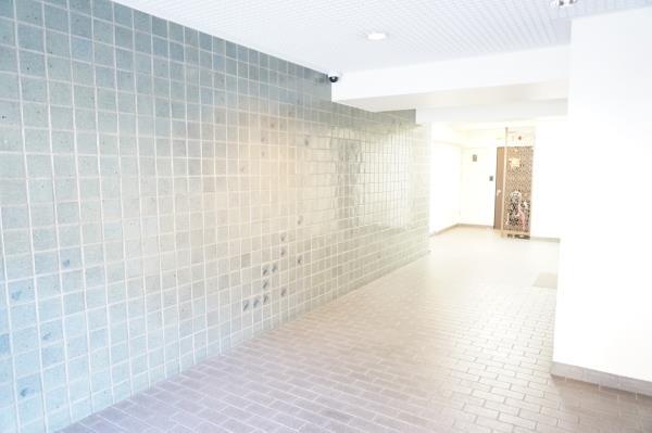 ニューハイツ中落合3階 エントランス