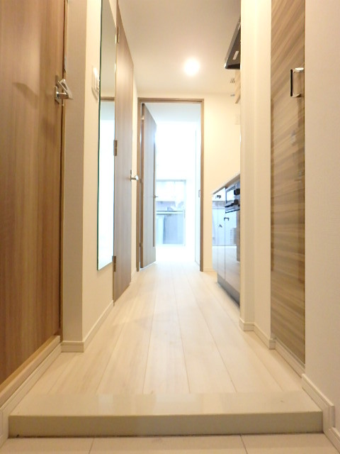 ガーラ横濱関内グランドステージ4階 玄関