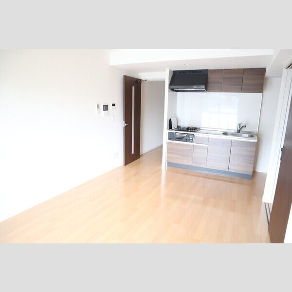 ラフレ東川口 LDK