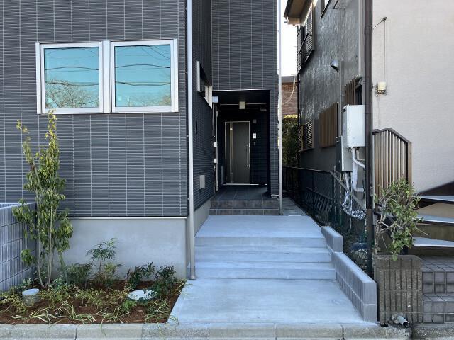 美らテラス2階 エントランス