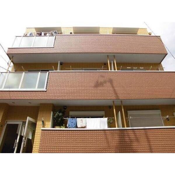 パレス・アーバンクエスト 外観