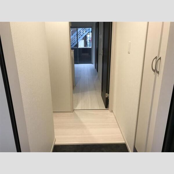 リーブルファイン指扇 玄関