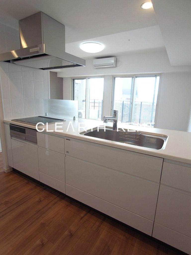 コンシェリア南青山 ☆直接の管理会社クレアスレント/人気エリアで快適な新生活☆