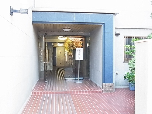 桂ハイツ成増 エントランス外観