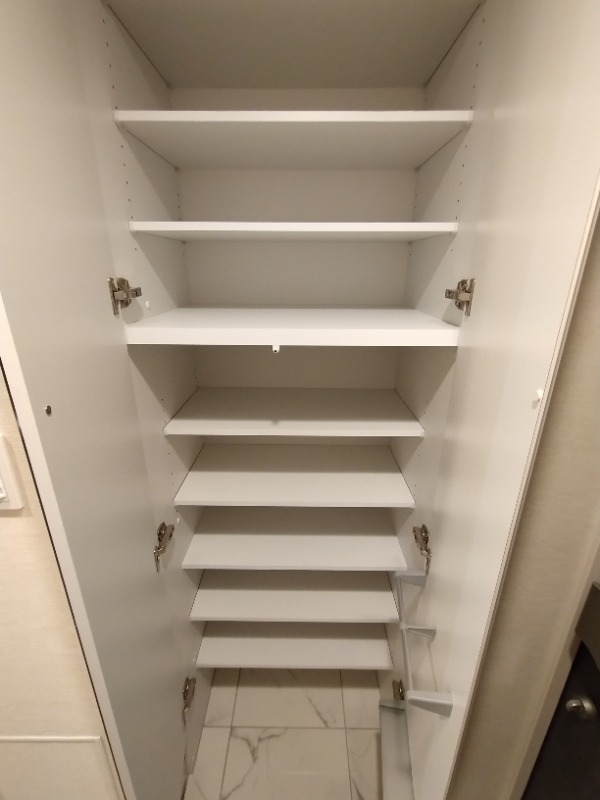 クレイシア西馬込2階 収納