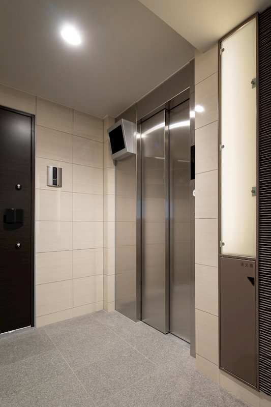 レジディア御茶ノ水プレイス5階 エレベーターホール