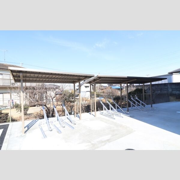 メゾンベース　A 駐輪場