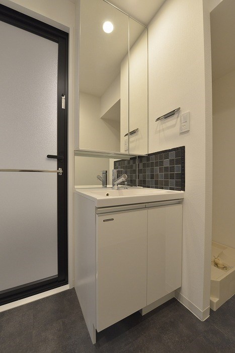 グランドコンシェルジュ六本木 ※カラータイプ異なります