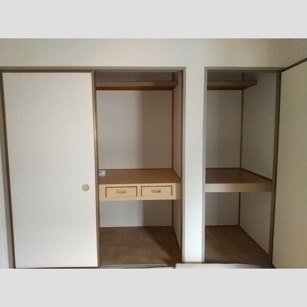 サンウエスト 収納