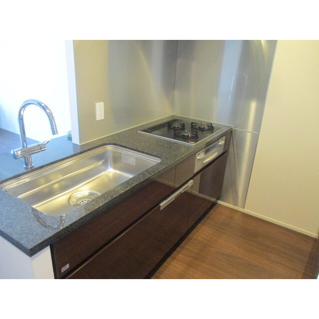 ブリリア・ザ・タワー東京八重洲アベニュー キッチン