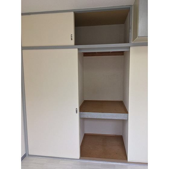 東新小岩パールハイツ0202号室 収納